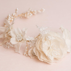 手工真絲花朵＋淡水珍珠花冠新娘頭飾／髪飾 第7張的照片