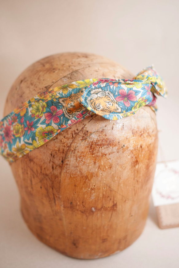 Pin-up girl wired headband - Liberty of London cotton lawn 2枚目の画像