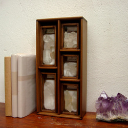 産地別水晶（クォーツ）標本箱縦型その2。 2枚目の画像