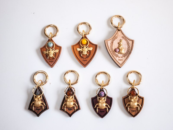 【スカラベと宝石】バッグチャーム・キーアクセサリー／琥珀×槐 9枚目の画像
