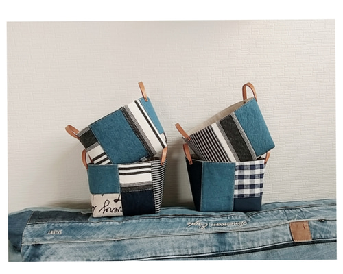 パッチワーク　小物入れ パッチワーク 小物入れ ハンドメイド マルチカラー 布製
