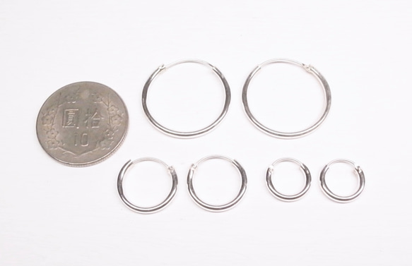 《二毛銀》【厚2mm銀管，大型圈圈耳環】（一對） 第3張的照片