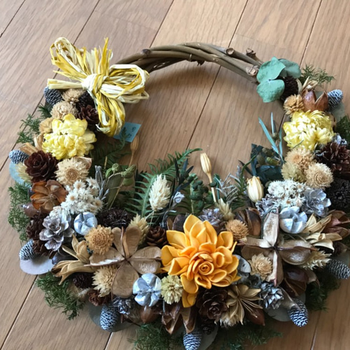☆ セピア色の木の実とドライフラワーのナチュラルリース （一点限定  