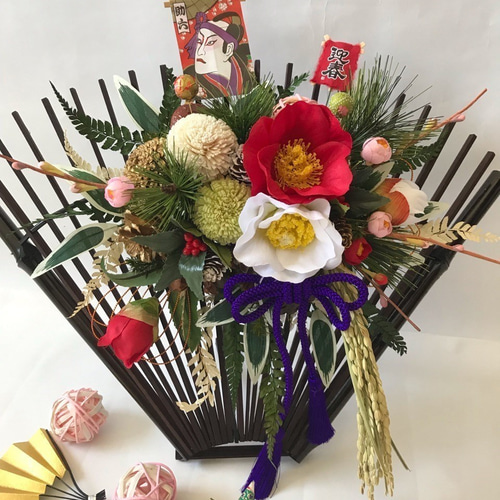 お正月飾り　Ｎｏ．3 再販x3》2026日本伝統の和のお正月飾り 扇型用スタンド付き