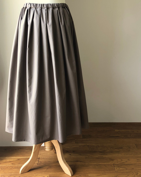 リボンをギュッと結ぶ大人かわいい コットンタックロングギャザースカート ベージュ (再販) 5枚目の画像