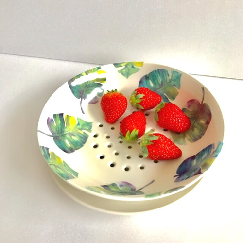 送料無料』万能皿☆19cm 穴あきプレート☆フルーツ皿☆蒸し皿