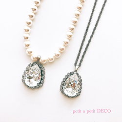 ** 您可以選擇珍珠大小！ ** 閃閃發光的施華洛世奇珍珠婚禮項鍊，搭配大滴珠寶 第12張的照片