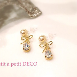 施華洛世奇Patinavijou和蝴蝶結和珍珠耳環（金色底座可改為棉珍珠） 第2張的照片