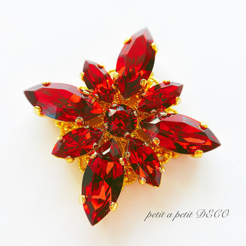 ブロッサミング ローズ Red | Swarovski