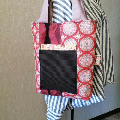 和風パッチワーク風☆トートバッグ トートバッグ いちごカモミール