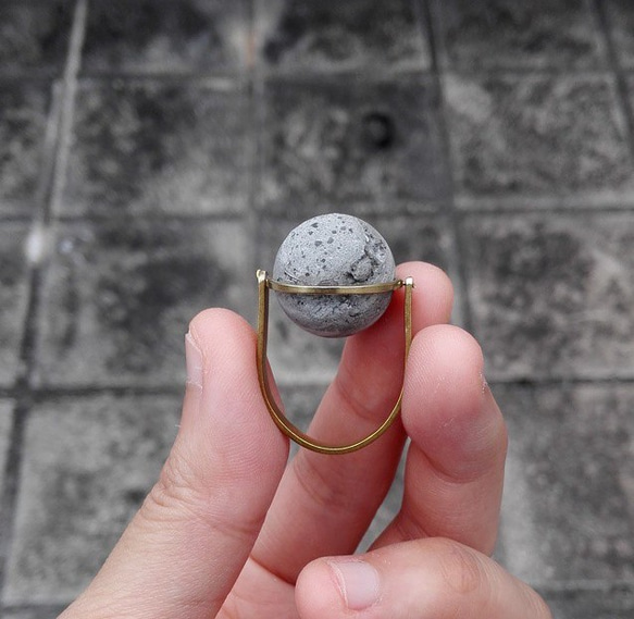 【マッシュ】球状コンクリートブラスリング真鍮リングリングリングコンクリート 1枚目の画像