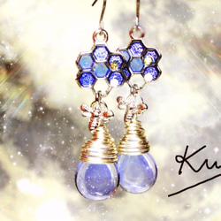 Moon light Honey Dangle Earrings 月 月光 ムーンピアス  蜂蜜 1枚目の画像