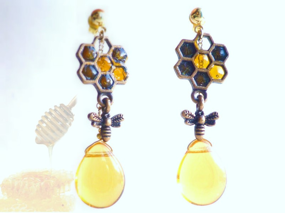 再販）Honeycomb Earrings *Honey Drop* 1枚目の画像