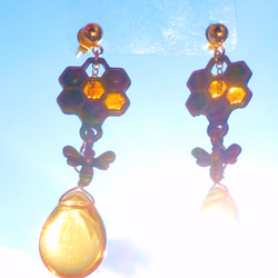 再販）Honeycomb Earrings *Honey Drop* 2枚目の画像