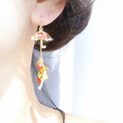 ☂UMBRELLA *梅花* Earrings 4枚目の画像