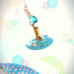 Puddle Splashing! Earrings 水たまりと傘と長靴と。なピアス 5枚目の画像