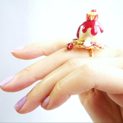 ＢＩＧ! とろり苺コットンパール指輪◆ｶｯﾌﾟｲﾁｺﾞｹｰｷ◆ 2枚目の画像