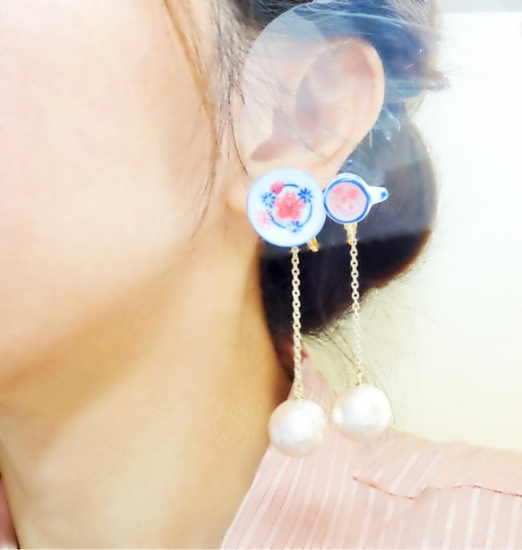 さくらティーイヤリングCherry Blossom Afternoon Tea Dngle EarringsⅡ桜 2枚目の画像