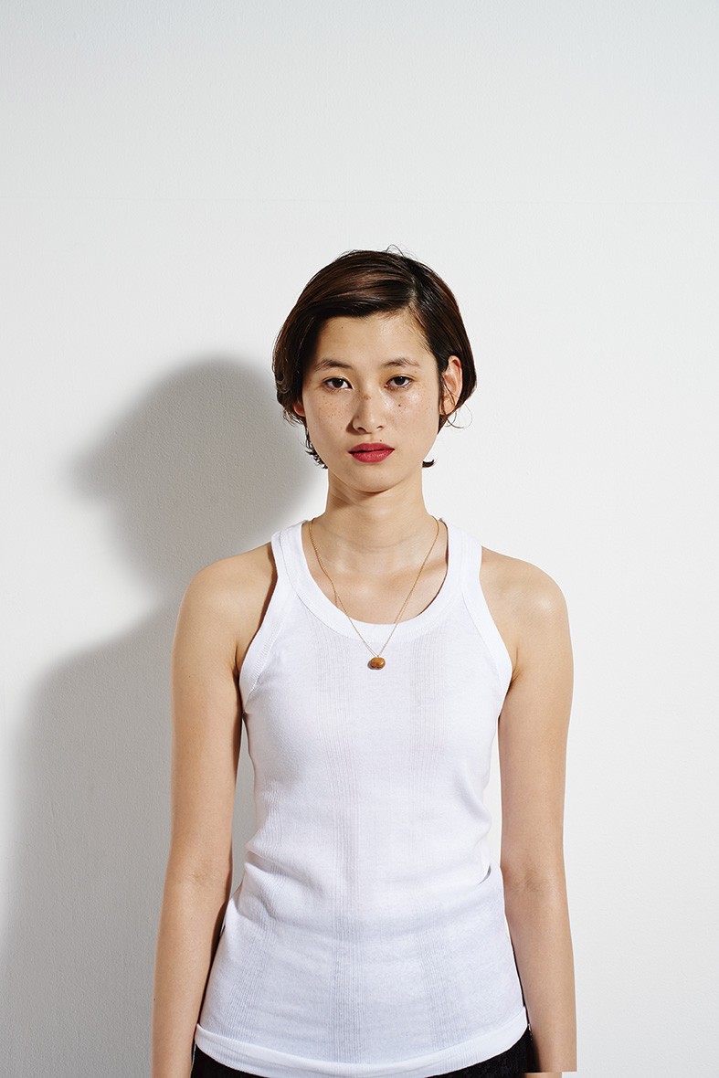 ネックレス　一粒の小さなりんご long