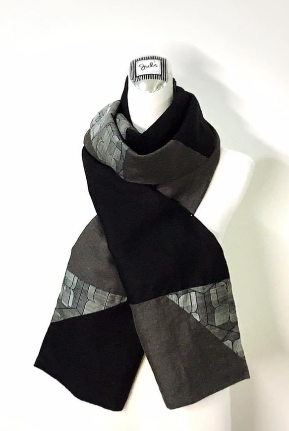 スカーフNo.191*款步迴旋*設計師手作古董布日本特殊幾何黑色織紋灰色撞色典雅氣質毛料圍巾 披肩 第4張的照片