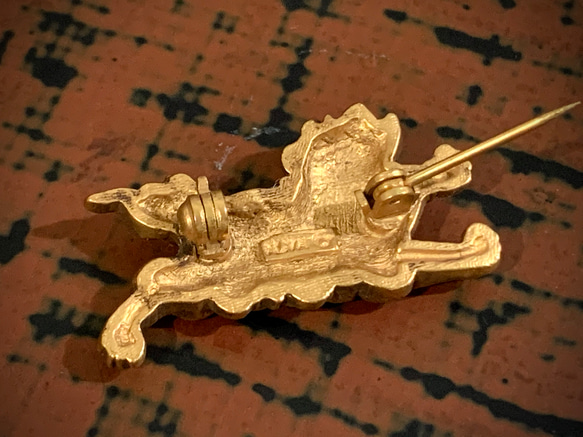 Jul’s尋愛綺夢-vintag*福犬*珍貴古董博物館精選日本武士刀裝飾石獅守護聖獸造型別針 胸針 第6張的照片