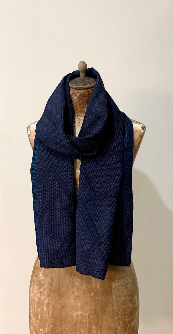 スカーフNo.294*內斂的他*設計師手作藍色黑色交織幾何紳士風古董布圍巾 披肩 第2張的照片