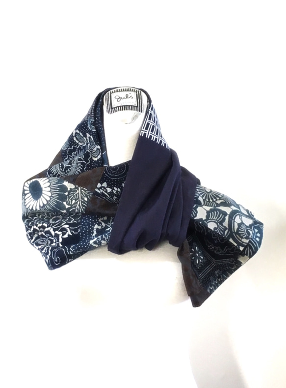 [SOLD] スカーフNo.184 *榴色*日本古董布藍染型染拼接花卉深藍咖啡傳統織紋純棉圍巾 第3張的照片