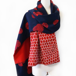 スカーフNo.223 *丸福*設計師手作日本古董毛料印花深藍紅色大圓點拼接純棉圍巾 披肩 第1張的照片