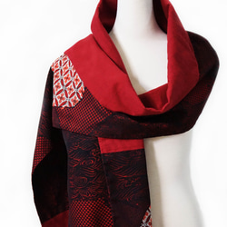 【所蔵】スカーフNo.238 *香* 日本の伝統的な西陣織 赤と黒の伝統的な風合い 四季の幾何学模様 綿継ぎスカーフ ショール 5枚目の画像