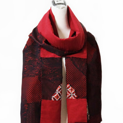 【所蔵】スカーフNo.238 *香* 日本の伝統的な西陣織 赤と黒の伝統的な風合い 四季の幾何学模様 綿継ぎスカーフ ショール 3枚目の画像