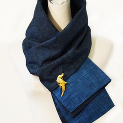 スカーフNo.242 *當代古典*日本傳統藍黑典雅氣質幾何花朵織紋四季絲質與棉質拼接圍巾 披肩 第2張的照片