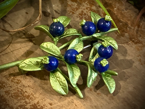 Jul’s尋愛綺夢-vintage*小藍莓*全新品超新鮮大自然擬真藍莓果實別針 胸針 第4張的照片