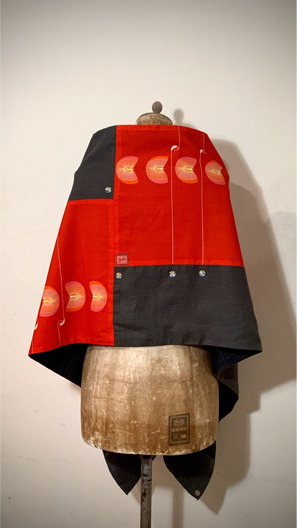 スカーフNo.253*夜明け*日本のアンティークウールお祭り赤孔雀暖かい灰色格子縞カラフルな空飛ぶ円盤ドリルサンシャインスカーフ 6枚目の画像