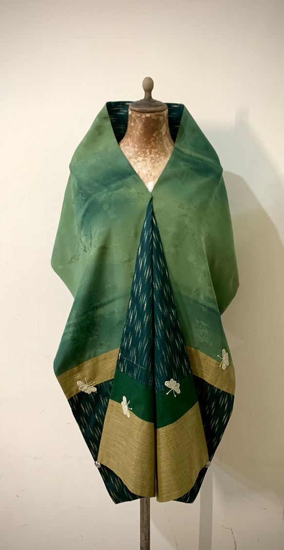 スカーフNO.260 *閒適*設計師純手作日本古董撞色綠色絲質古典紋樣織花蝴蝶圍巾 披肩 第5張的照片