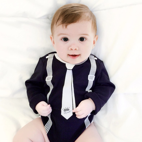 PUREST baby collection 小紳士領帶．寶寶．嬰兒．長袖．包屁衣．連身衣【黑色款】獨家款式設計 第1張的照片