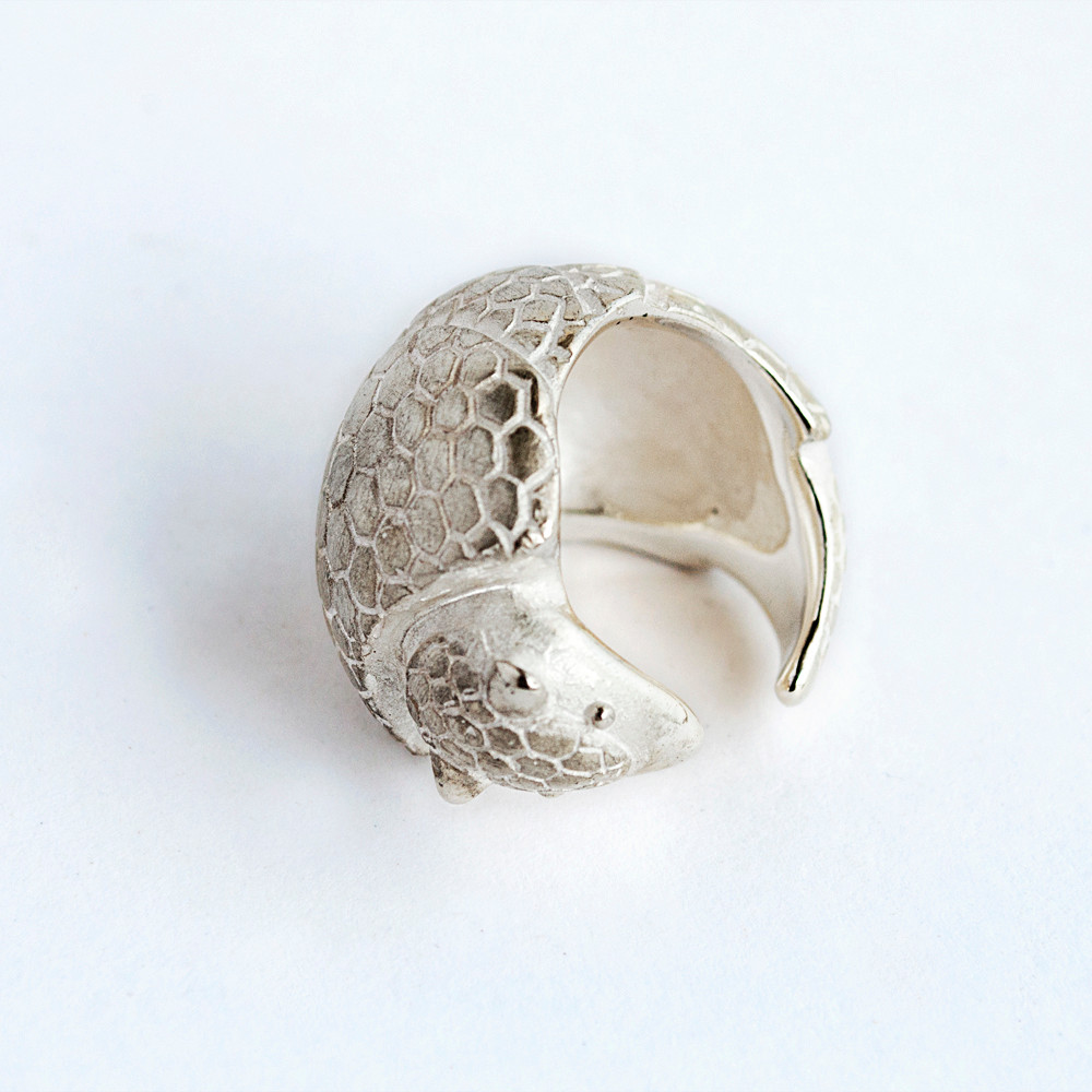 シルバーアルマジロリング シルバーアルマジロリング