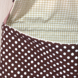 ショルダー型図書袋★マカロン★スイーツ柄×ブラウンドットキルト 女の子　YUWAパティシエキルティングバッグ 4枚目の画像