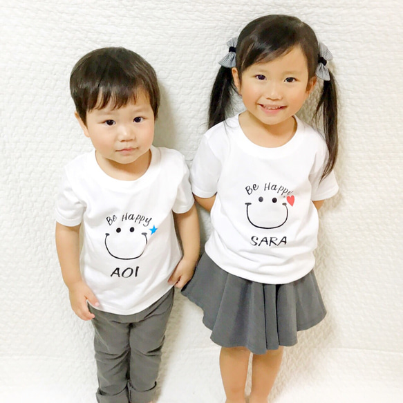 Be Happy にこちゃん 名前入れ Tシャツ (ビックロゴ) 2枚目の画像