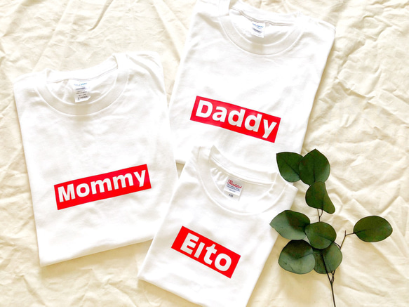 レッドブロックロゴ白色Tシャツfamily３枚セット✨親子セットお揃コーデおやこコーデ✨ 1枚目の画像