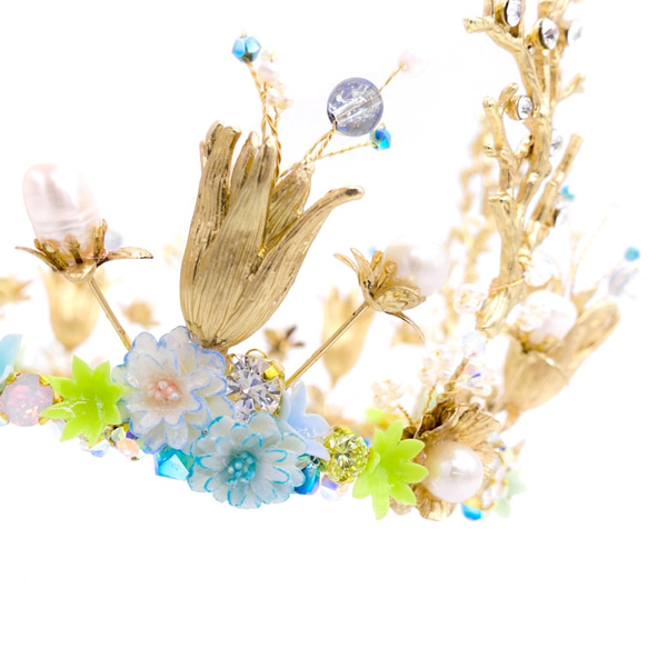 ジニアハンドメイド樹脂クレイ珊瑚の花ゴールドメッキクラウン - パミカリー手作りジュエリー 5枚目の画像