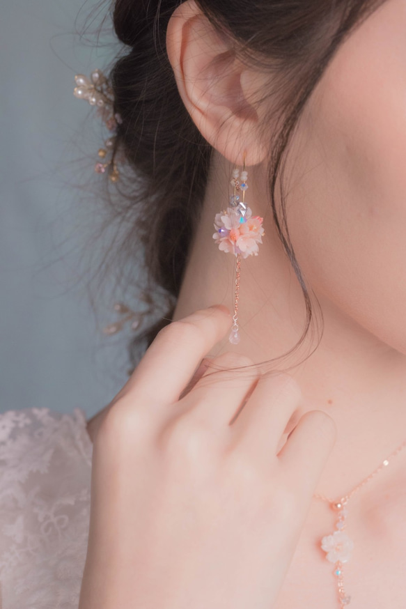 桜の花BLOSSOM桜のボールのイヤリング -  Pamycarie Handmade Jewelry 1枚目の画像