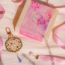 桜の花BLOSSOM桜のボールのイヤリング -  Pamycarie Handmade Jewelry 5枚目の画像