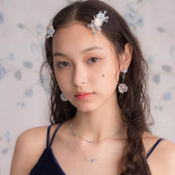 Sunshower：雨の中の花のヘアクリップ -  Pamycarie Handmade Jewelry 1枚目の画像