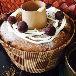 ほうじ茶と小豆餡のシフォンケーキ〜マスカルポーネ添え〜 3枚目の画像