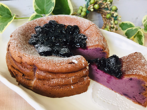 野生種ブルーベリーチーズケーキ 1枚目の画像