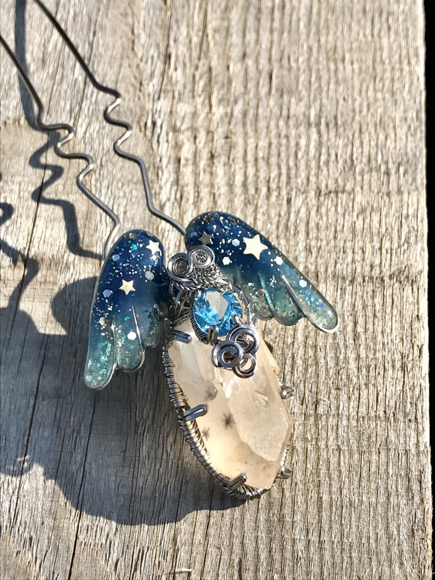 願い星〜ホランダイトインクォーツとスイスブルートパーズのミニ簪〜