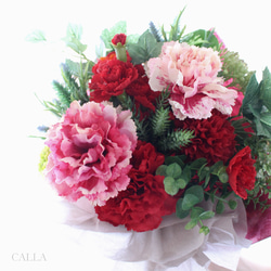 母の日などのギフトにも♪Red Carnation Bouquet 3枚目の画像