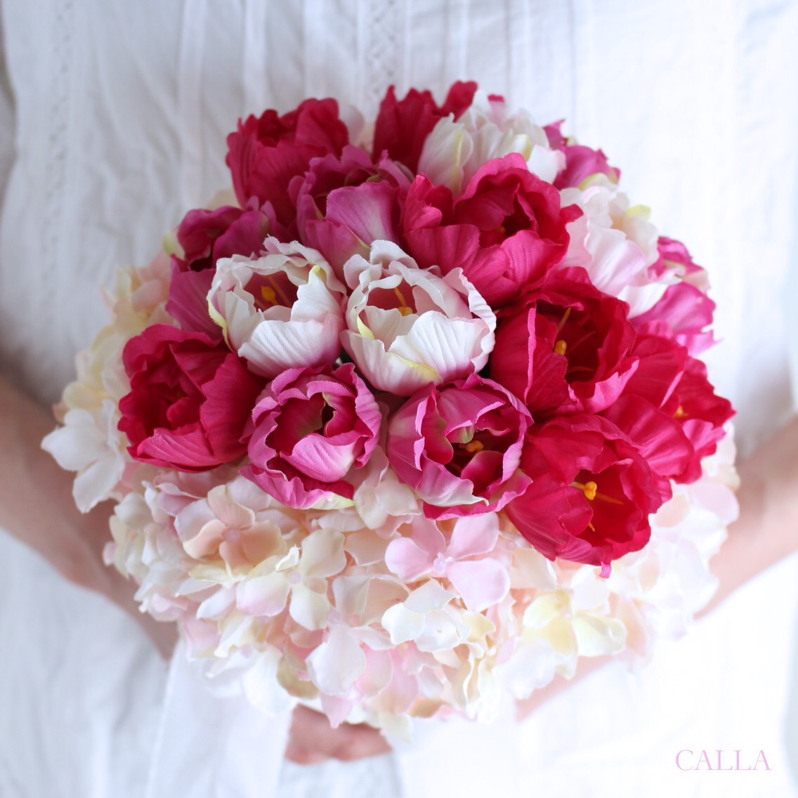 Tulip Clutch Bouquet & Boutonniere