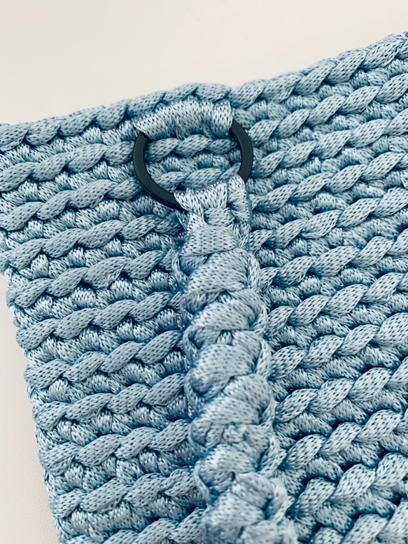 【イタリア製糸】手編みの手提げバッグ〜持ちやすく使いやすい♪伸縮性がありサイズ感も十分☆カラー10種から選べる 6枚目の画像