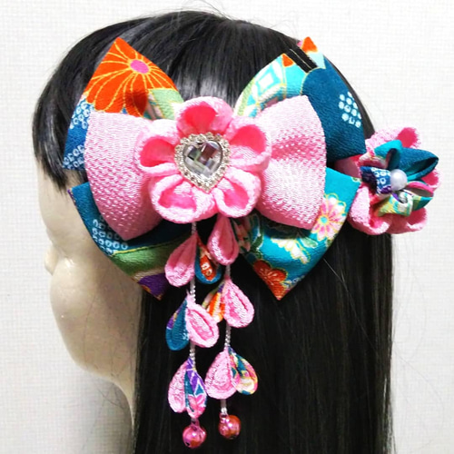 ピンクのマーガレット花のリボンの髪飾りセット（卒業式・袴・ちりめん細工）